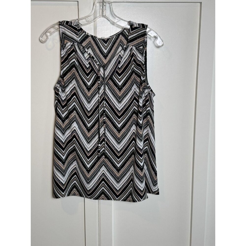 Maurices Sleeveless Chevron Blouse‎